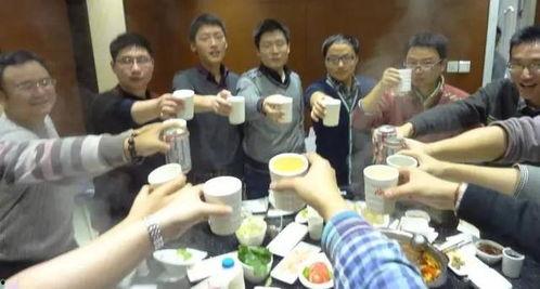 女生想做吃瓜群众,揭秘女生心中的八卦世界