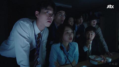 传到民国吃瓜看戏,吃瓜看戏的市井生活画卷